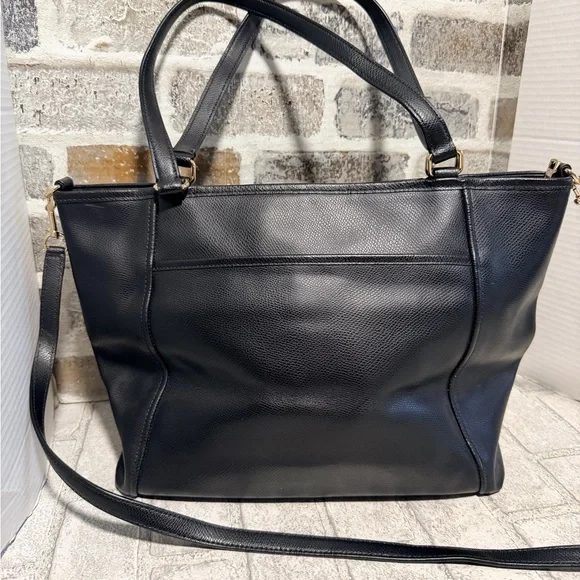 Coach Black Leather Tote Bag with shoulder strap - Picture 4 of 13